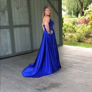 Prom dress taking offers